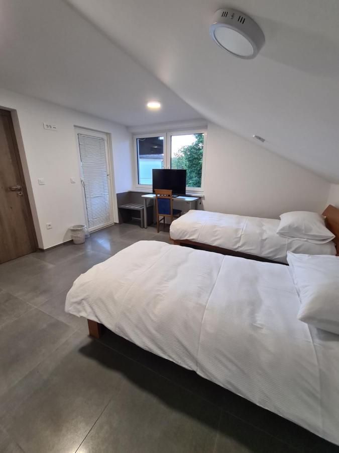Hotel Gostisce Pri Rudiju Salovci Zewnętrze zdjęcie